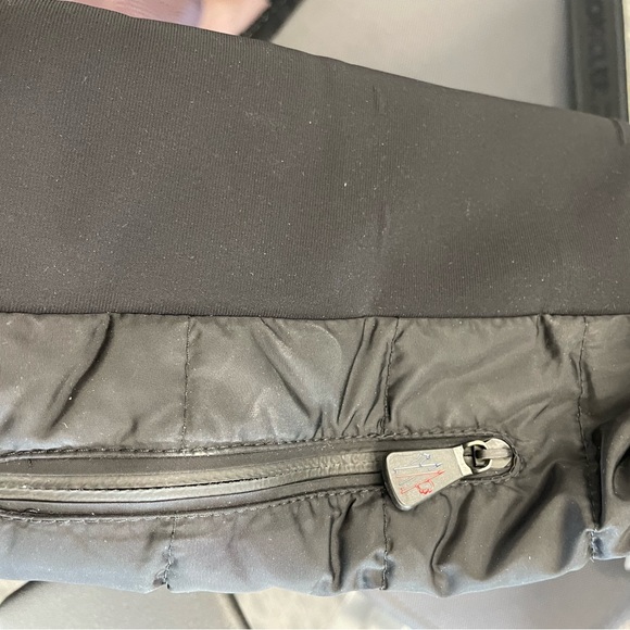 Authentic Moncler Grenoble Women’s Two-toned Ski Jacket Size 2 - Picture 10 of 12